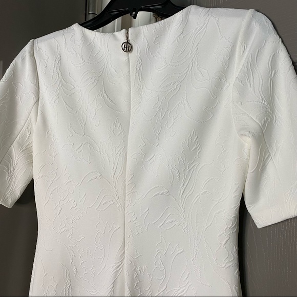 Tommy Hilfiger Ivory / Winter White Textured Sheath Dress Size 6 - Picture 9 of 12